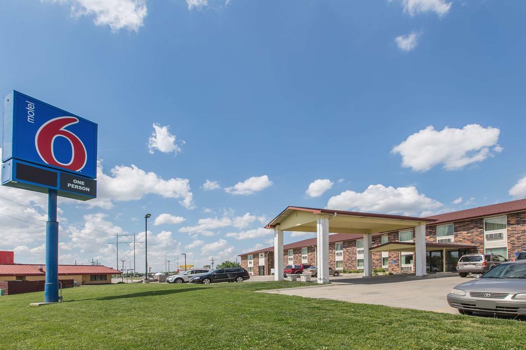 Motel 6 Omaha - Central La Vista Exterior photo